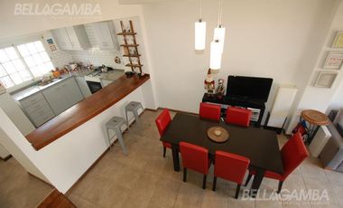 DÚPLEX VENTA 5 AMBIENTES COCHERA JARDIN VICENTE LOPEZ