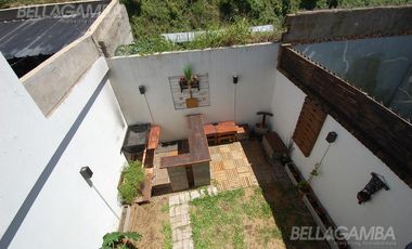 DÚPLEX VENTA 5 AMBIENTES COCHERA JARDIN VICENTE LOPEZ