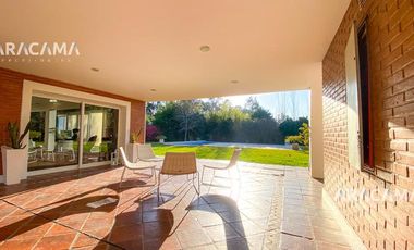 CASA en VENTA en Echeverria del Lago - Canning
