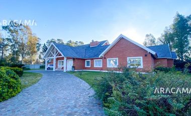 CASA en VENTA en Echeverria del Lago - Canning