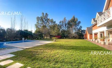 CASA en VENTA en Echeverria del Lago - Canning
