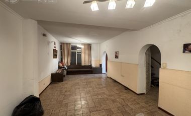 Venta Casa 4 ambs garaje y terraza en Parque Avellaneda