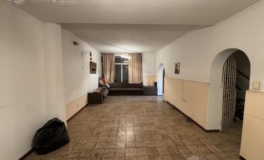 Venta Casa 4 ambs garaje y terraza en Parque Avellaneda