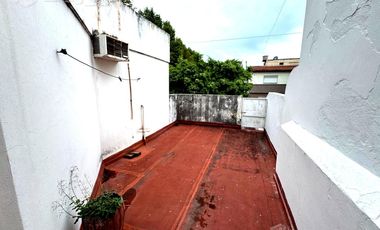 Venta Casa 4 ambs garaje y terraza en Parque Avellaneda