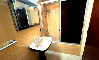 Venta Casa 4 ambs garaje y terraza en Parque Avellaneda