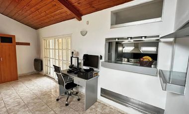 PH en venta - 1 Dormitorio 1 Baño - 199Mts2 - Villa Ballester