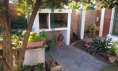 Casa en venta - 1 Dormitorio 1 Baño - 300Mts2 - Melchor Romero