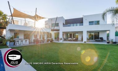 Venta de casa en Lomas de Cocoyoc