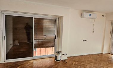 Departamento en alquiler - 5 Dormitorios 4 Baños - Cochera - 150Mts2 - Retiro