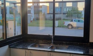 Casa en venta - 2 Dormitorios 2 Baños - 100Mts2 - Córdoba