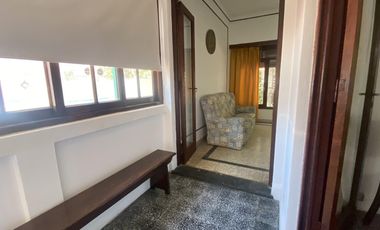 CASA EN VENTA CON PILETA Y DEPARTAMENTOS EN MAR DE AJO