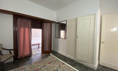 CASA EN VENTA CON PILETA Y DEPARTAMENTOS EN MAR DE AJO