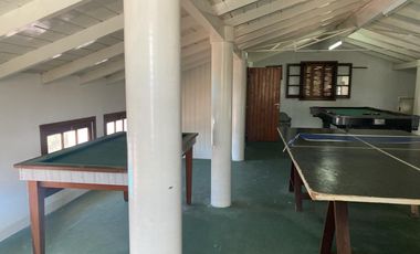 CASA EN VENTA CON PILETA Y DEPARTAMENTOS EN MAR DE AJO