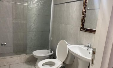 CASA EN VENTA CON PILETA Y DEPARTAMENTOS EN MAR DE AJO