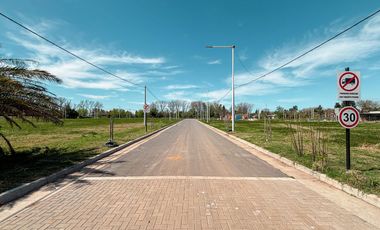 Terreno apto comercial sobre la colectora de RP34S