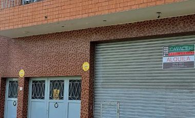 CASA, LOCAL Y DEPOSITO
