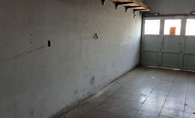 CASA, LOCAL Y DEPOSITO