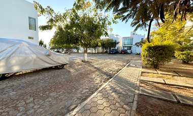 CASA CON ALBERCA EN RENTA, CHAPALA, JALISCO
