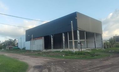 Galpón en ROLDAN