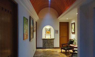 SE VENDE RESIDENCIA EN FRACCIONAMIENTO BUGAMBILIAS PRIMERA SECCION