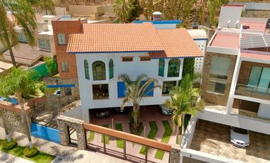 SE VENDE RESIDENCIA EN FRACCIONAMIENTO BUGAMBILIAS PRIMERA SECCION