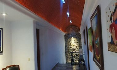 SE VENDE RESIDENCIA EN FRACCIONAMIENTO BUGAMBILIAS PRIMERA SECCION
