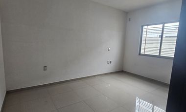 Casa en venta en colima norte con Recámara en planta baja.