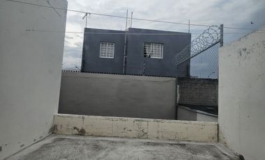 Casa en venta en colima norte con Recámara en planta baja.
