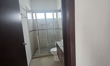 Casa en venta en colima norte con Recámara en planta baja.