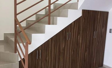 Casa en venta en colima norte con Recámara en planta baja.
