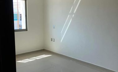Casa en venta en colima norte con Recámara en planta baja.