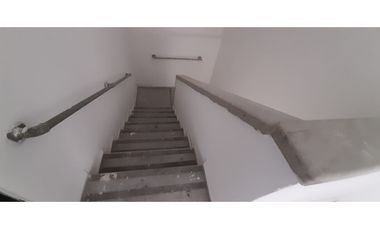 Se arrienda casa comercial en la Av. del Libertador, Sta Mta