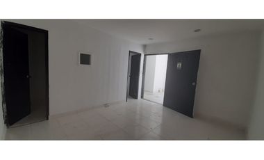 Se arrienda casa comercial en la Av. del Libertador, Sta Mta