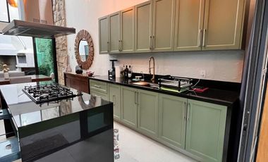 ¡Casa en Venta en Huentitán el Alto, Guadalajara. – Diseño Moderno