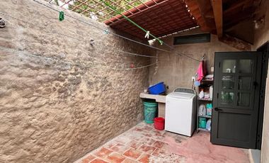 ¡Casa en Venta en Huentitán el Alto, Guadalajara. – Diseño Moderno