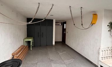¡Casa en Venta en Huentitán el Alto, Guadalajara. – Diseño Moderno