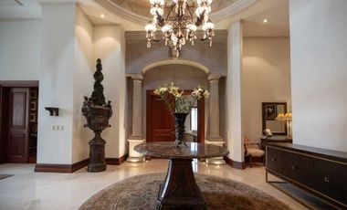 CASA EN VENTA EN LA JOYA DEL VENADO SPGG