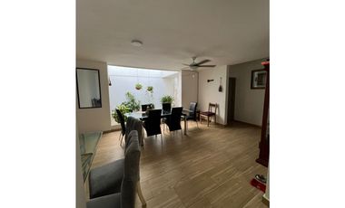 CASA CON ESTILO! SECTOR ALCAZARES