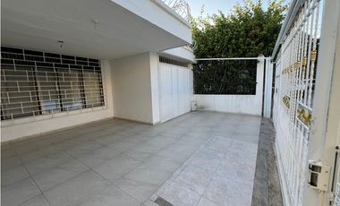 CASA CON ESTILO! SECTOR ALCAZARES