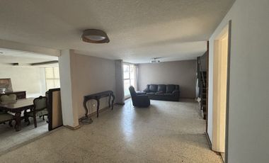 Venta de Casa en Esquina en  La Florida Naucalpan