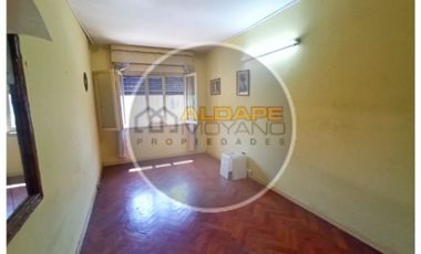 Se Vende Casa multifamiliar lote 8,66 x 24 mts Ramos Mejia, se acepta permuta departamento!!
