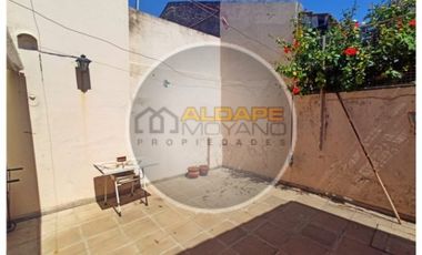 Se Vende Casa multifamiliar lote 8,66 x 24 mts Ramos Mejia, se acepta permuta departamento!!