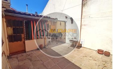 Se Vende Casa multifamiliar lote 8,66 x 24 mts Ramos Mejia, se acepta permuta departamento!!