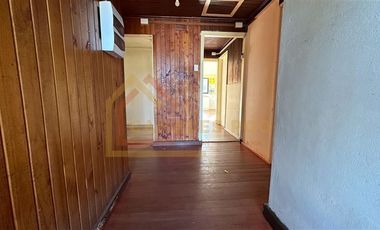 Casa en Venta en 5 de Abril esquina Bilbao