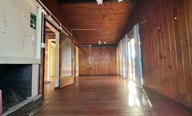 Casa en Venta en 5 de Abril esquina Bilbao