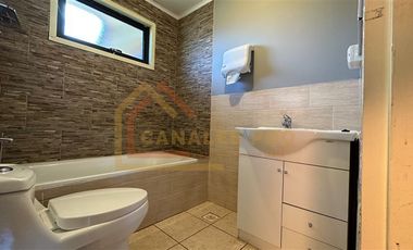 Casa en Venta en 5 de Abril esquina Bilbao