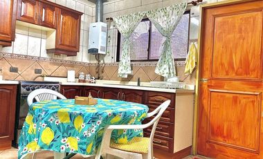 Casa Hermosa en Venta. General Urrutia esquina Catriñir, Ubicacion Privilegiada
