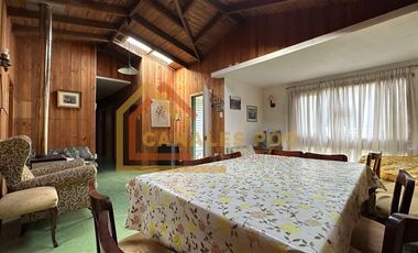 Casa en Venta en Rafael Mera con Catriñir