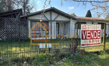 Casa en Venta en Rafael Mera con Catriñir