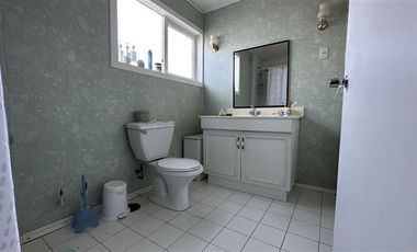 Casa en Venta en 5 de Abril con Bilbao